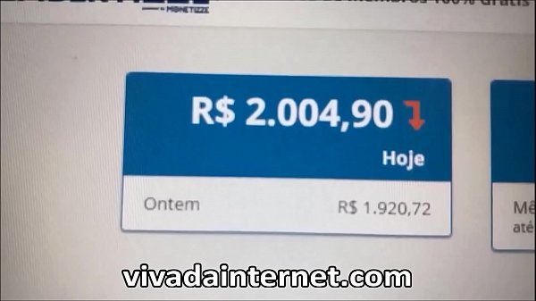 Rapaz Novinho é Fodido Pela Própria Madrasta