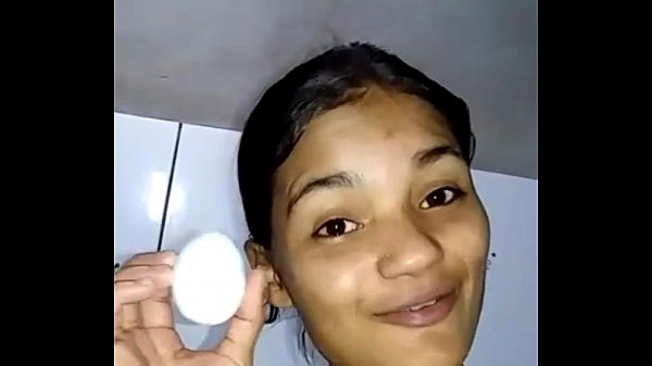 Ester Tigresa Vip comendo ovo 2 horas da manhã pra ficar forte pra fazer video