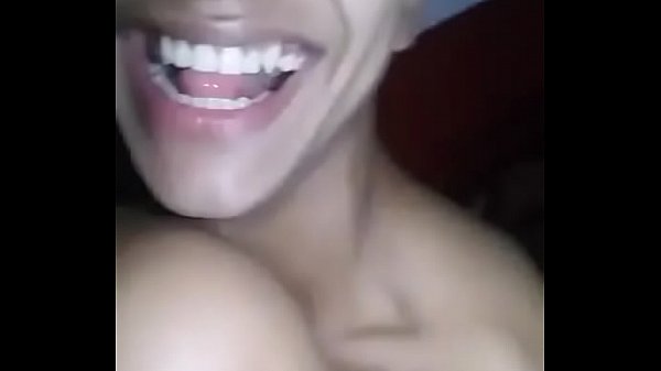 Magrinho comendo novinha